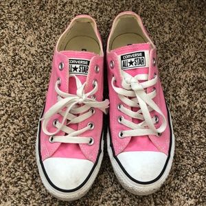 Pink converse!